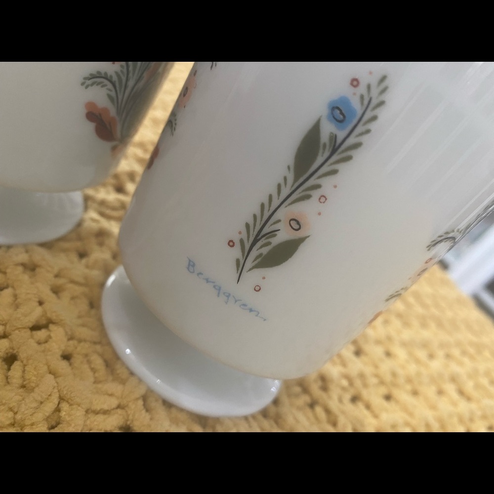 Mugs - Picture 3 of 9